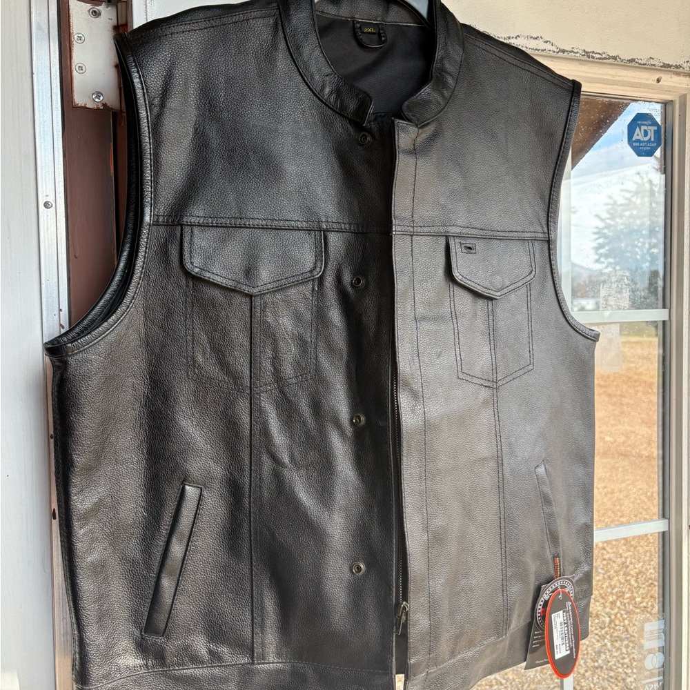Black Leather Men's Motorcycle Vest